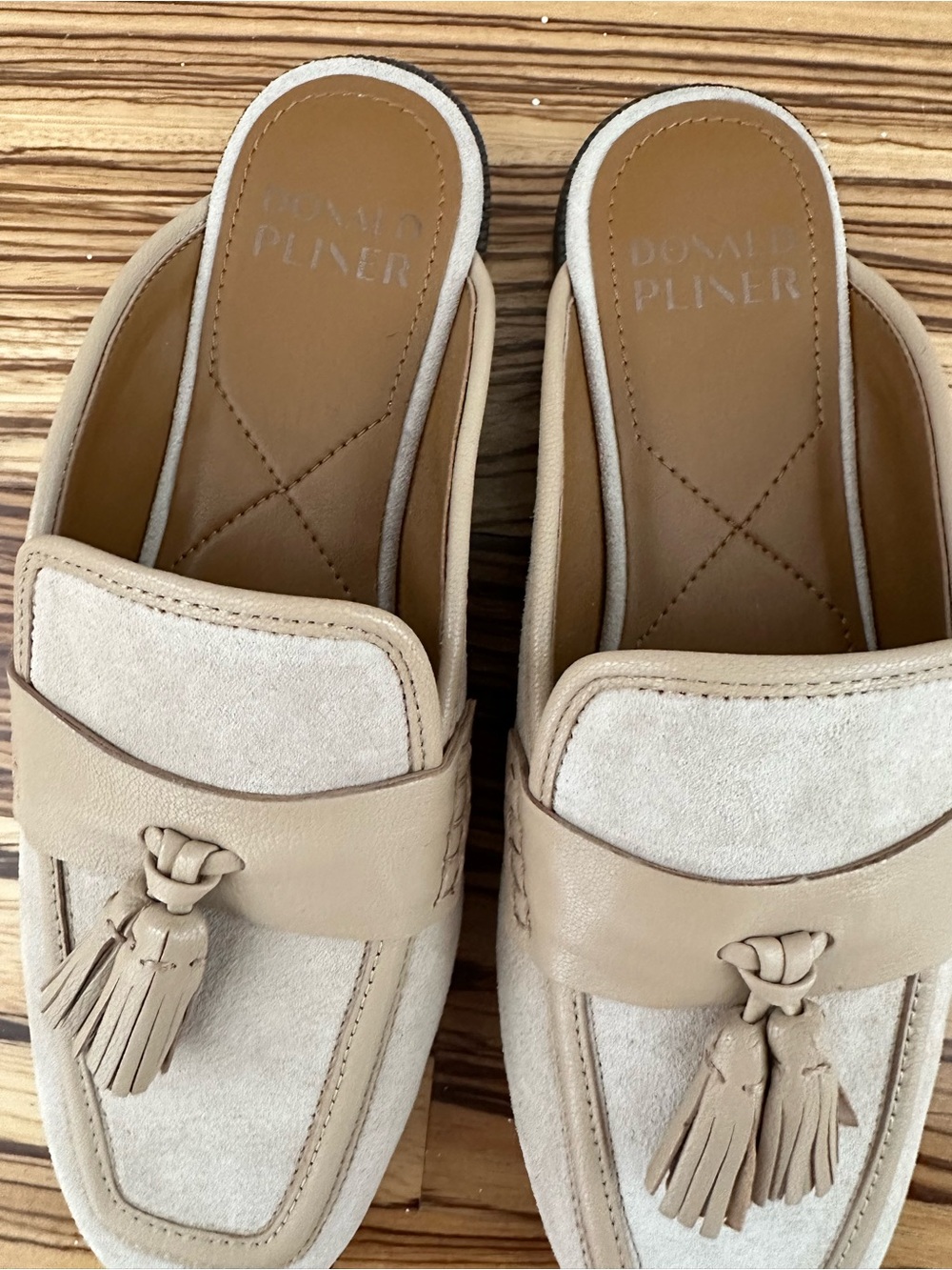 Donald Pliner Suede Loafer Mules - Picture 2 of 4